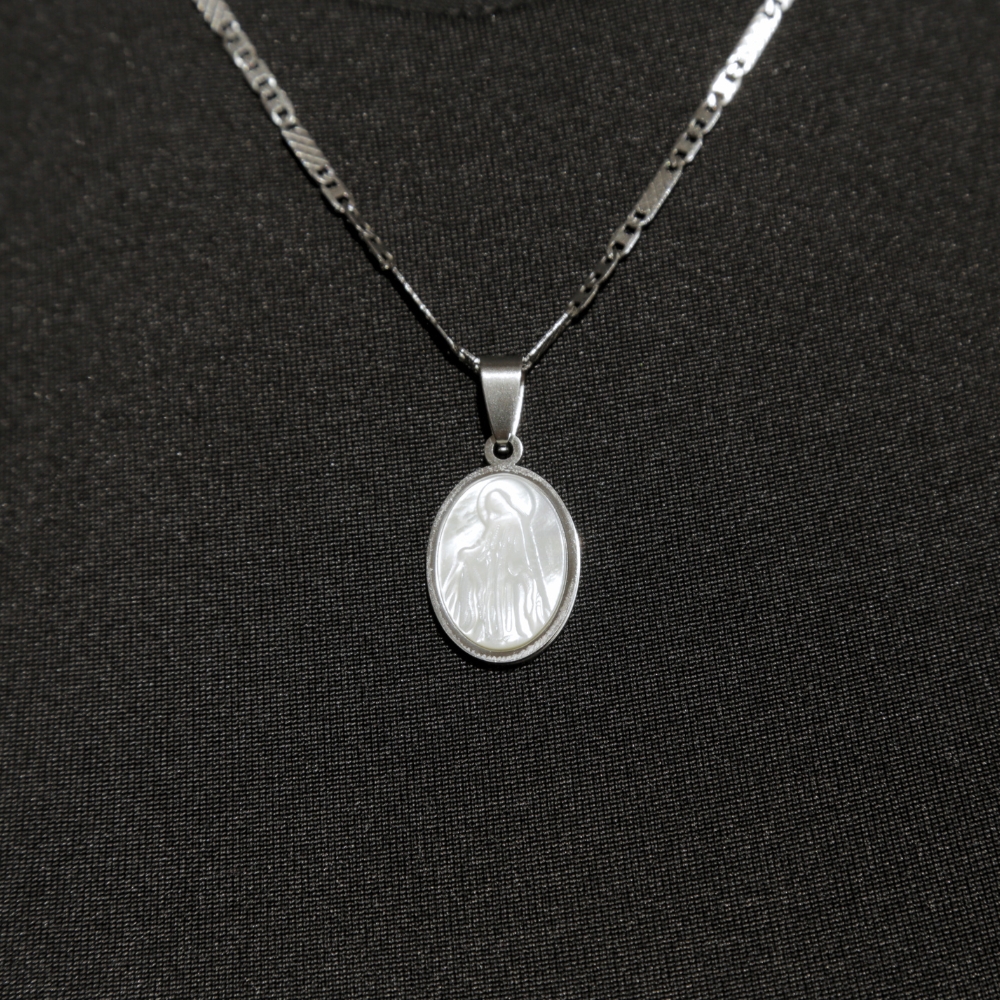 Medalla En Nácar Tallado La Milagrosa 24mm