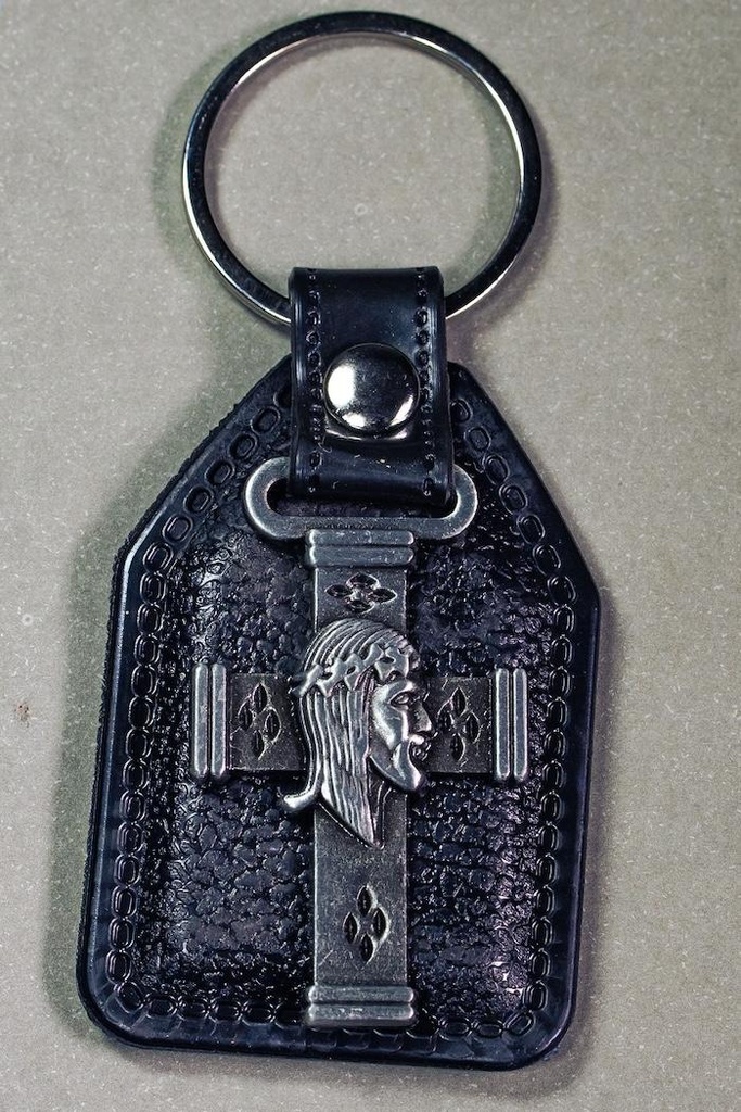 Llavero Metálico En Cuero 