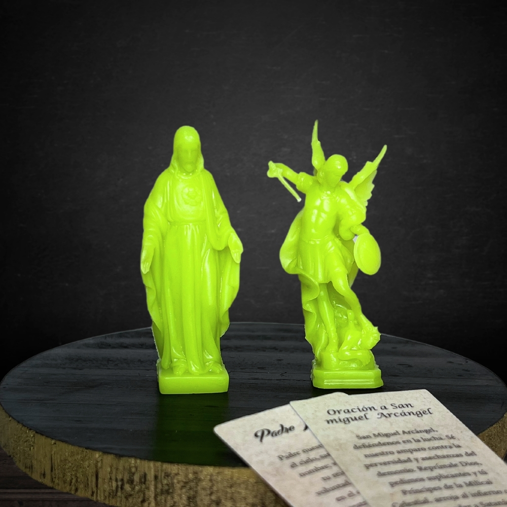 Figura Religiosa en Plástico luminoso 8cm
