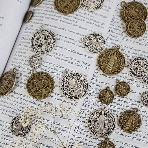 [MD.009] Medalla de San Benito 23mm
